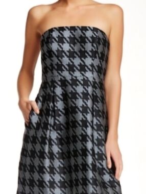 Trina Turk Dress With Pockets Size 8